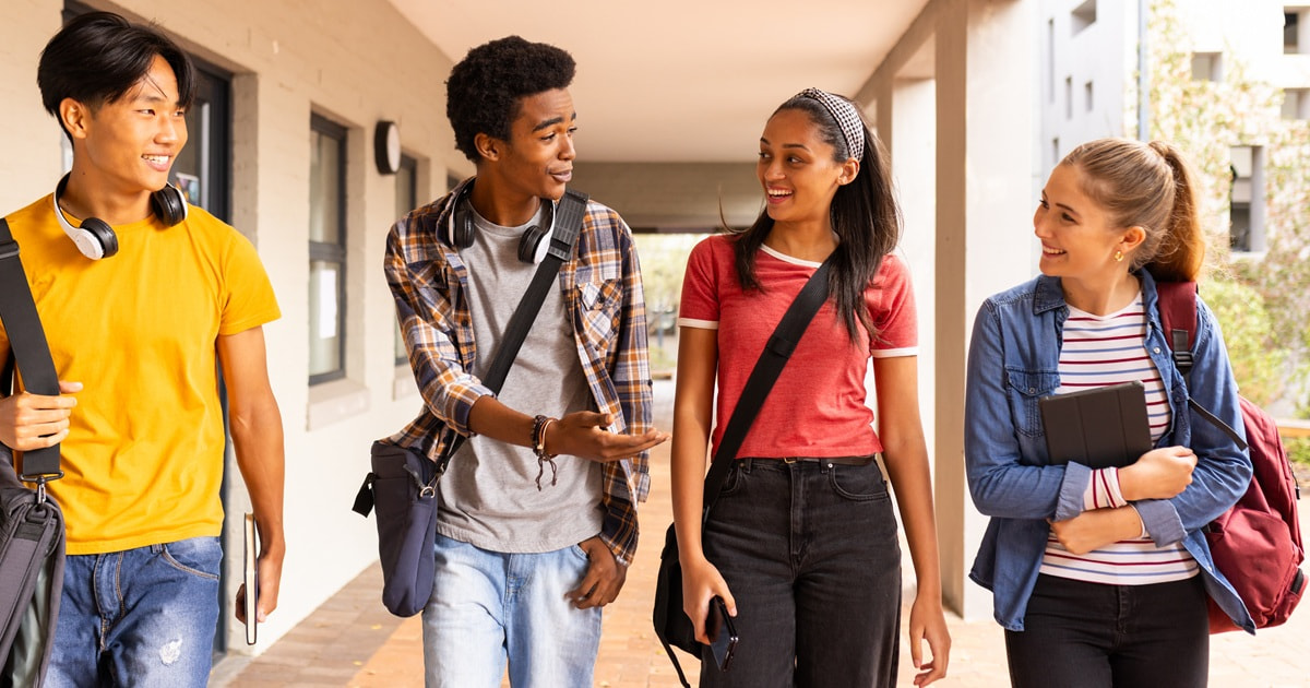 Plus de 20 activités et conseils pour développer les compétences sociales des adolescents